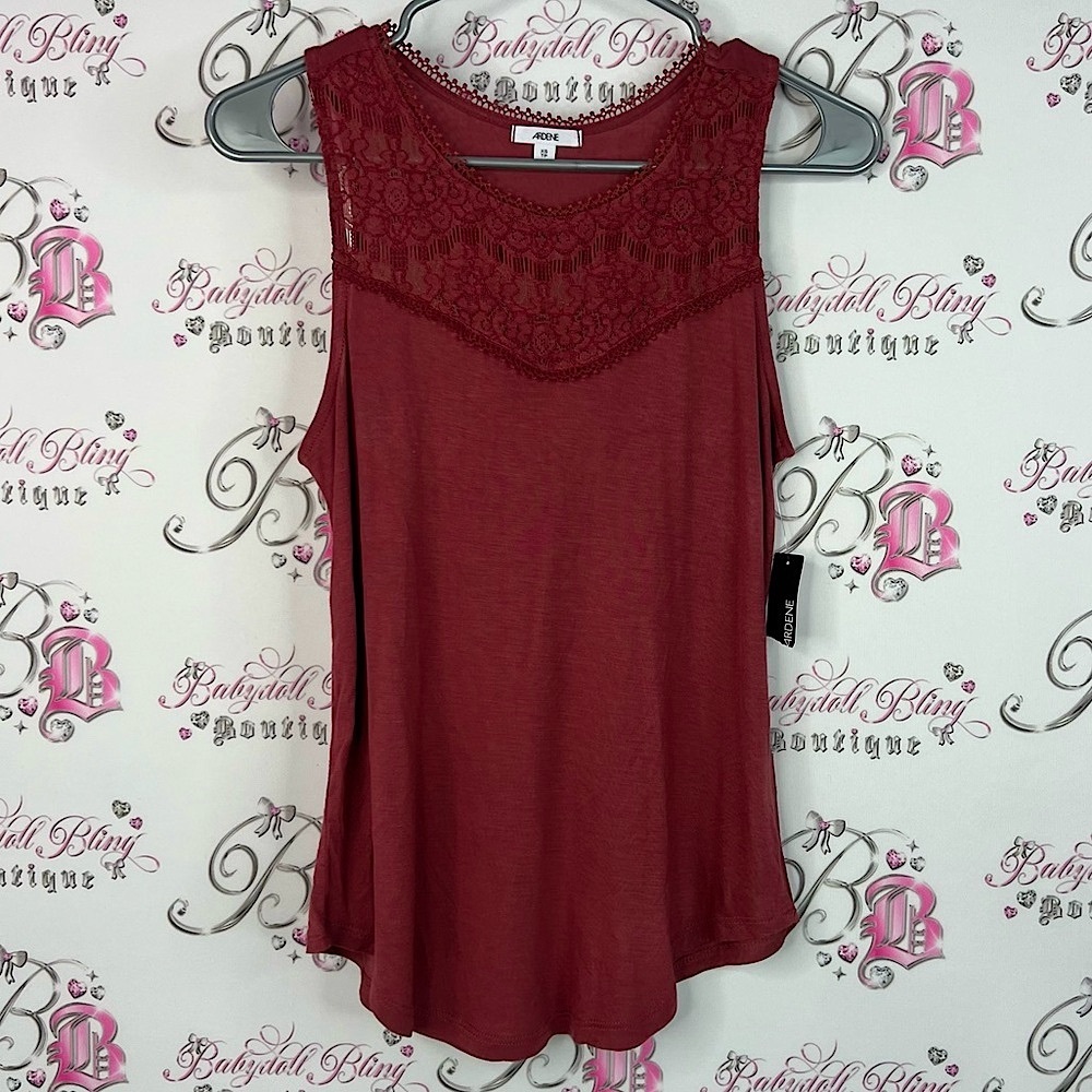 Ardene tank top crochet style detail lace red Burgundy Lace Tank Top